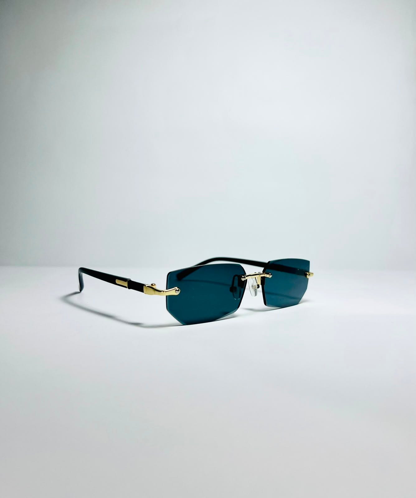 Unisex Fashion Shades